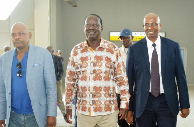 Raila Odinga arrives in Abuja, Nigeria.